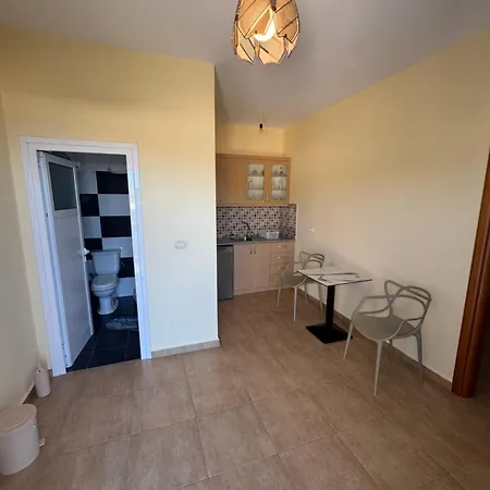 게스트하우스 Eleonora & Kyriakos