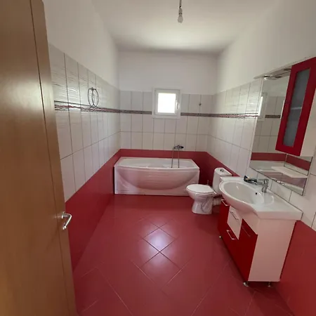 Eleonora & Kyriakos 3* 히마레