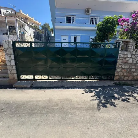 Eleonora & Kyriakos Penzion 3*