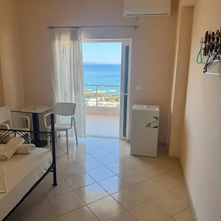 Penzion Eleonora & Kyriakos 3*