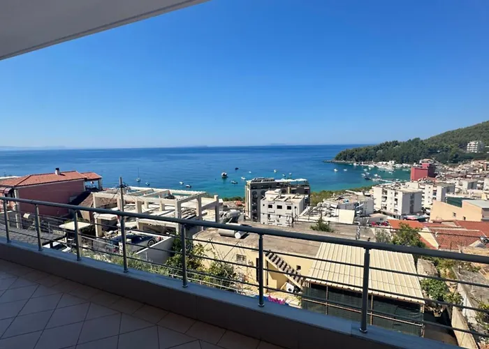 Guest house Eleonora & Kyriakos Himare