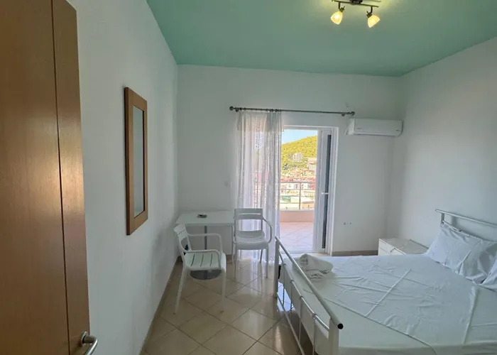 Eleonora & Kyriakos Himarë