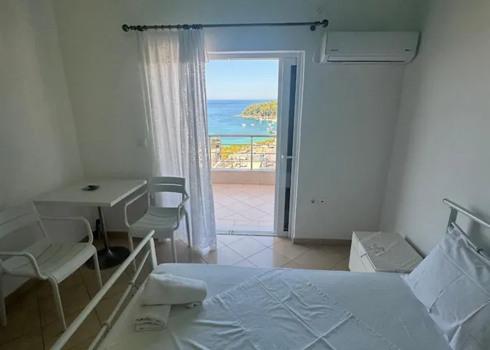 Eleonora & Kyriakos Himare